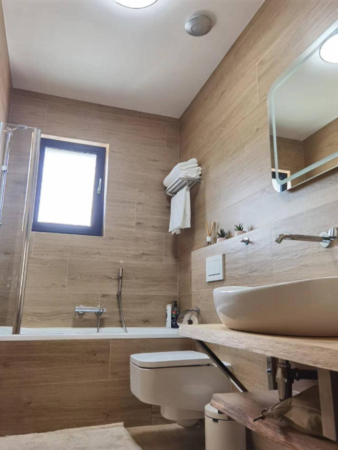 פראג Yipin Villa מראה חיצוני תמונה